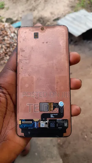 Galaxy S22 Screen