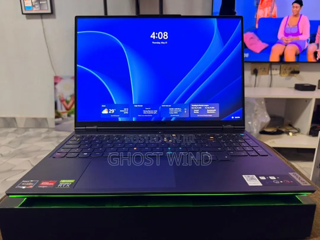 New Laptop Lenovo Legion 7 32GB AMD Ryzen 7 SSD 1T