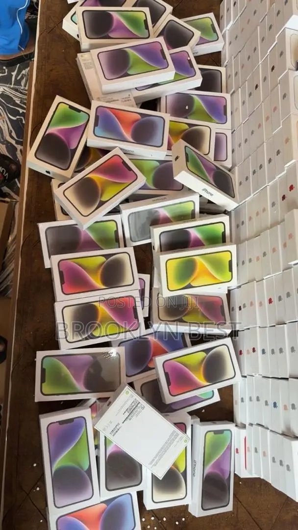 New Apple iPhone 14 128 GB White