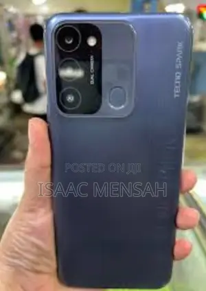 Tecno Spark 8C 64 GB Blue