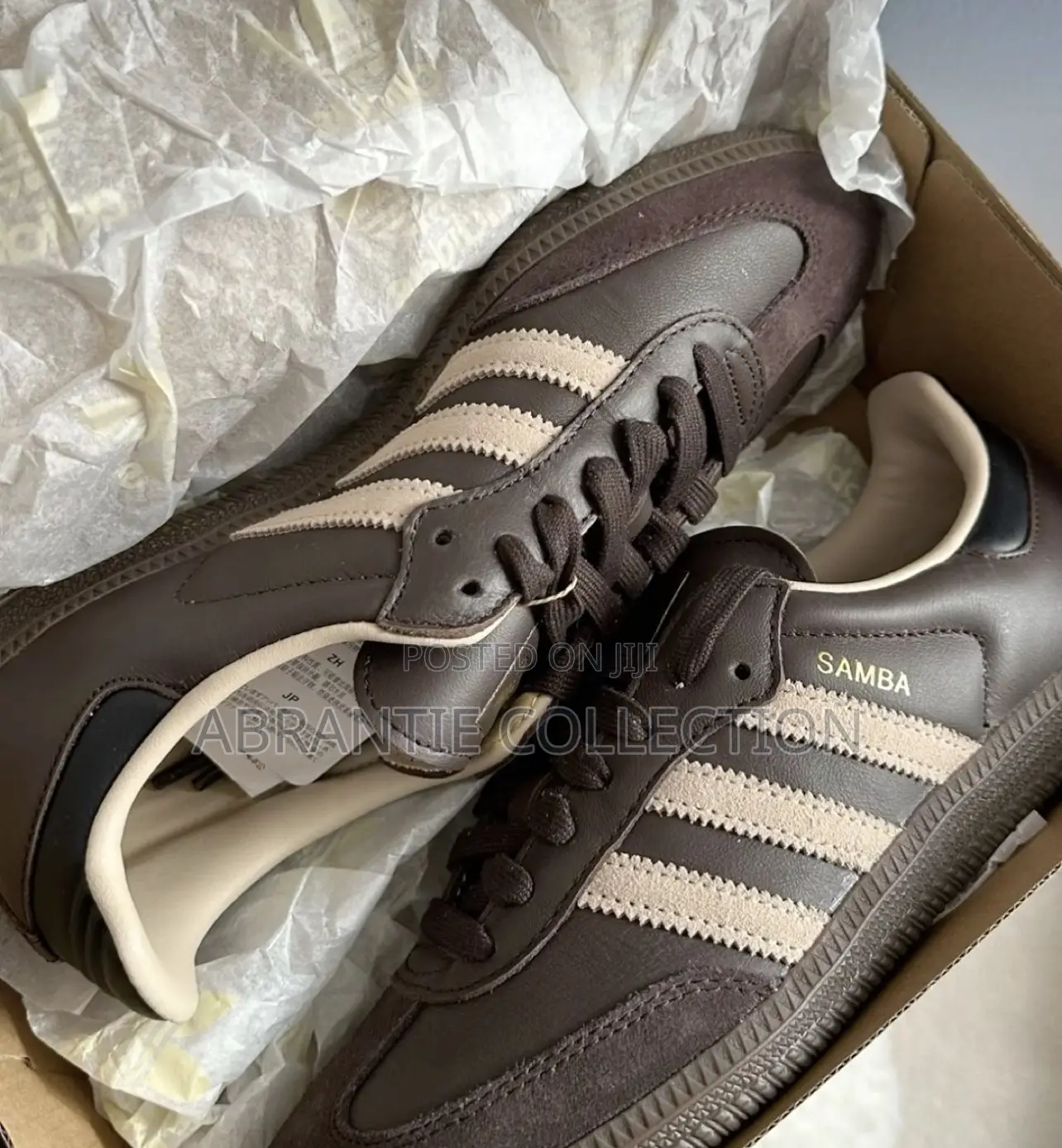 Original Lace on Adidas Samba Available