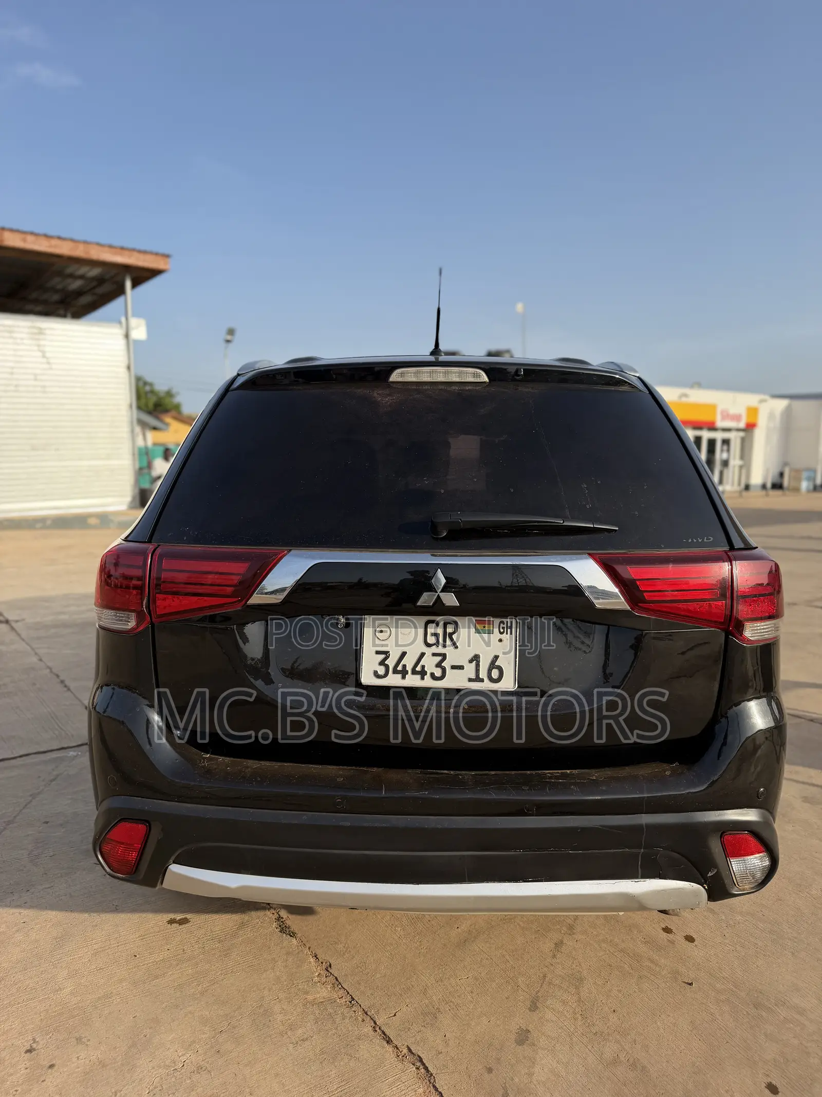 Mitsubishi Outlander 2016 Black