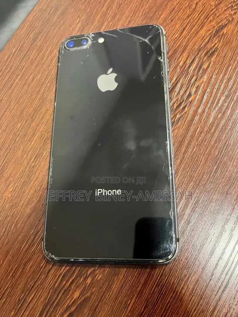 Apple iPhone 8 Plus 64 GB Black