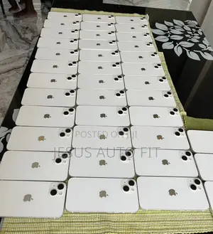 Apple iPhone 13 128 GB White