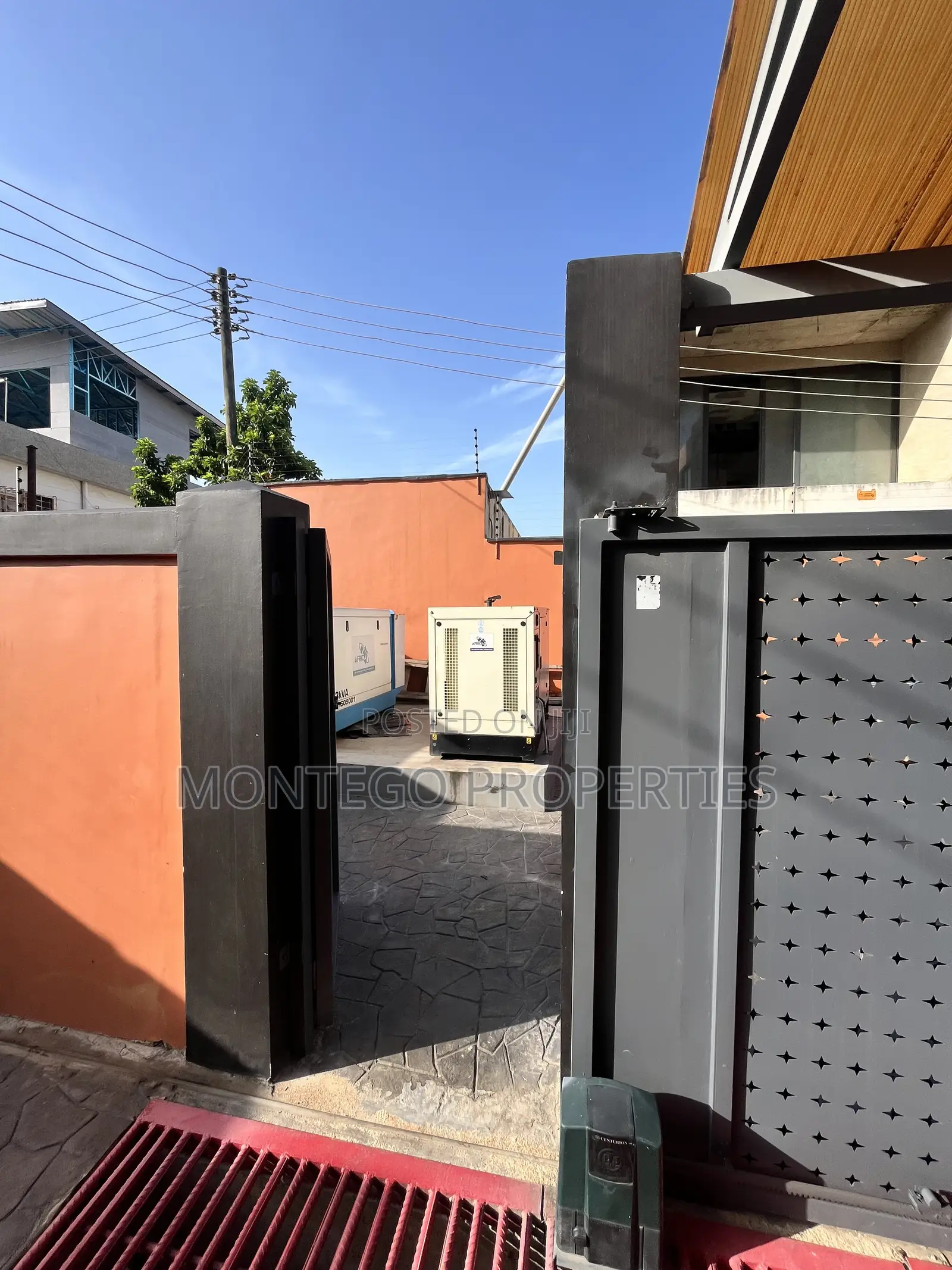 Furnished 4bdrm House in Cantonment, Cantonments for rent