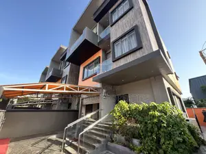 Furnished 4bdrm House in Cantonment, Cantonments for rent