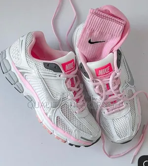 Nike Zoom Vomero 5 Pink and White