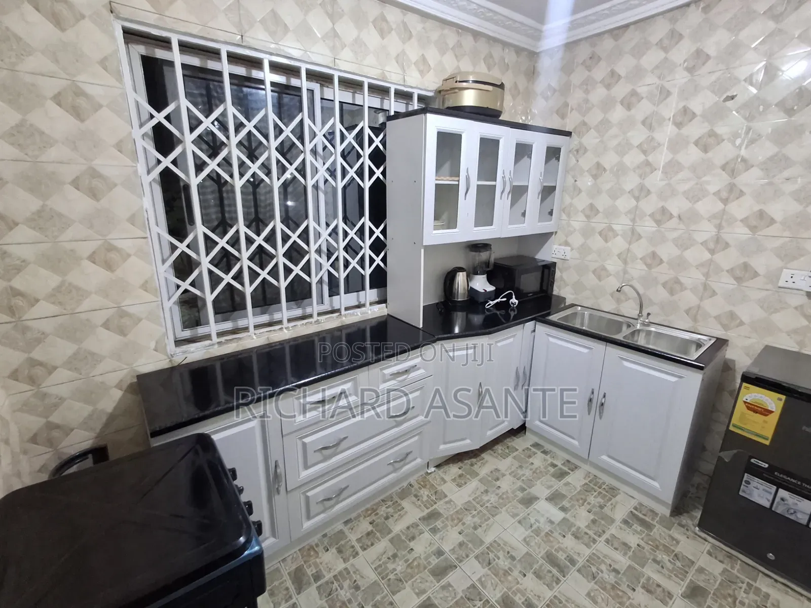 1 Bedroom Complete Apartment Near Borteyman Stadium Trasacco