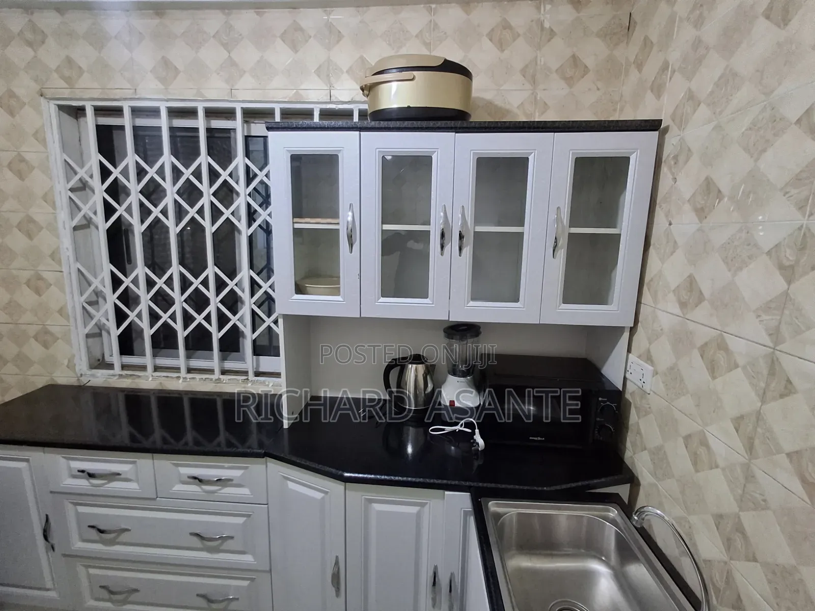 1 Bedroom Complete Apartment Near Borteyman Stadium Trasacco