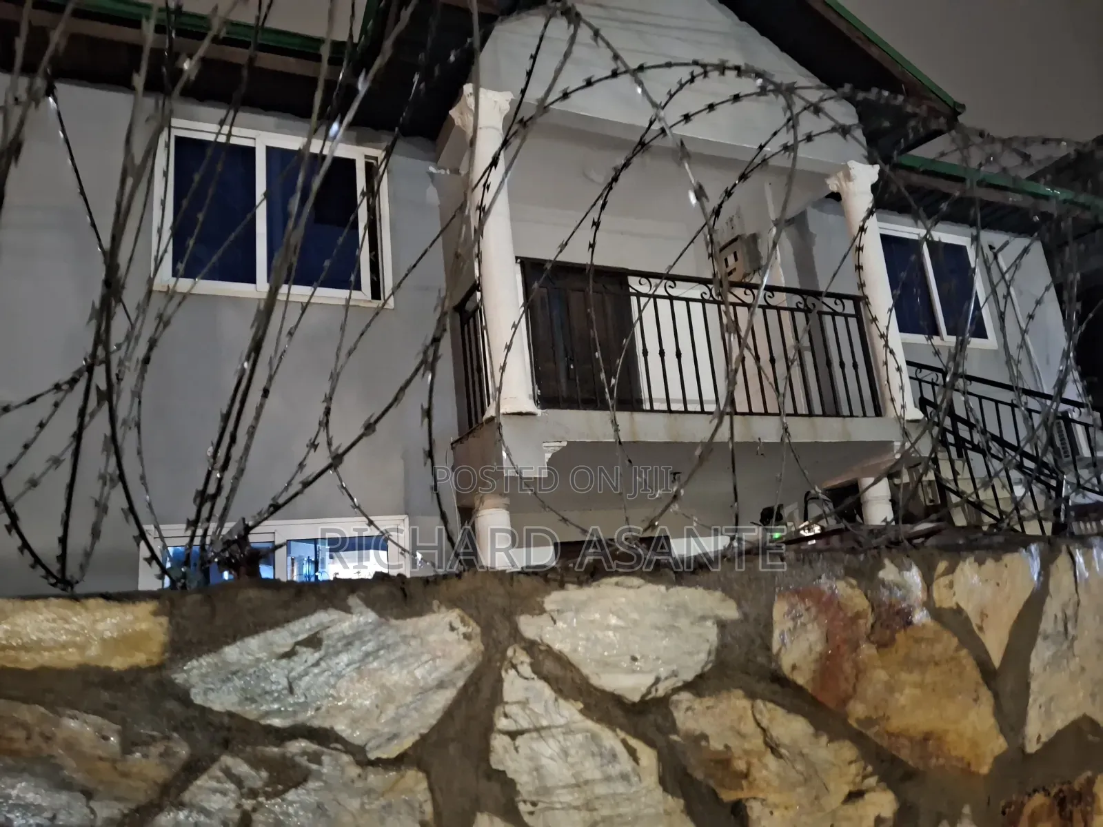1 Bedroom Complete Apartment Near Borteyman Stadium Trasacco