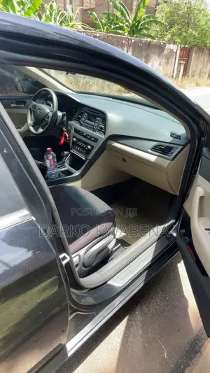 Hyundai Sonata Limited w/Brown Leather 4dr Sedan (2.4L 4cyl 6A) 2015
