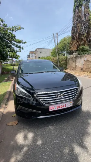 Hyundai Sonata Limited w/Brown Leather 4dr Sedan (2.4L 4cyl 6A) 2015