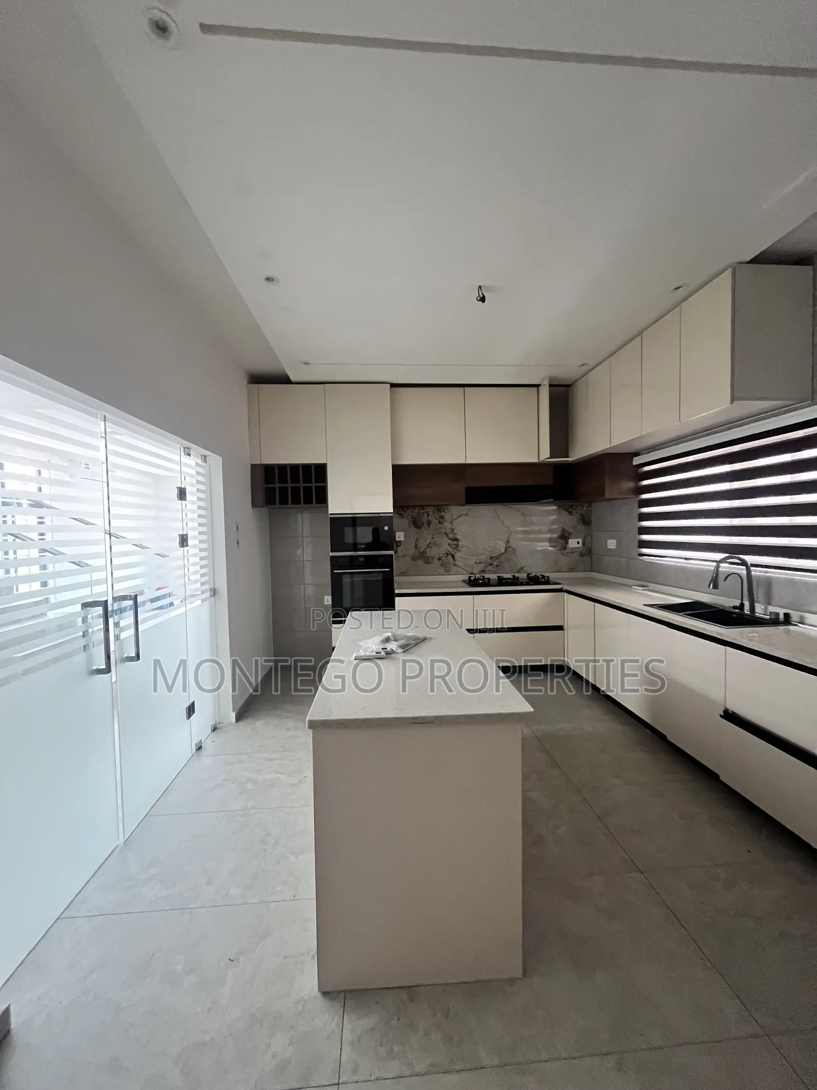 4bdrm House in East Legon, Adjiriganor for rent