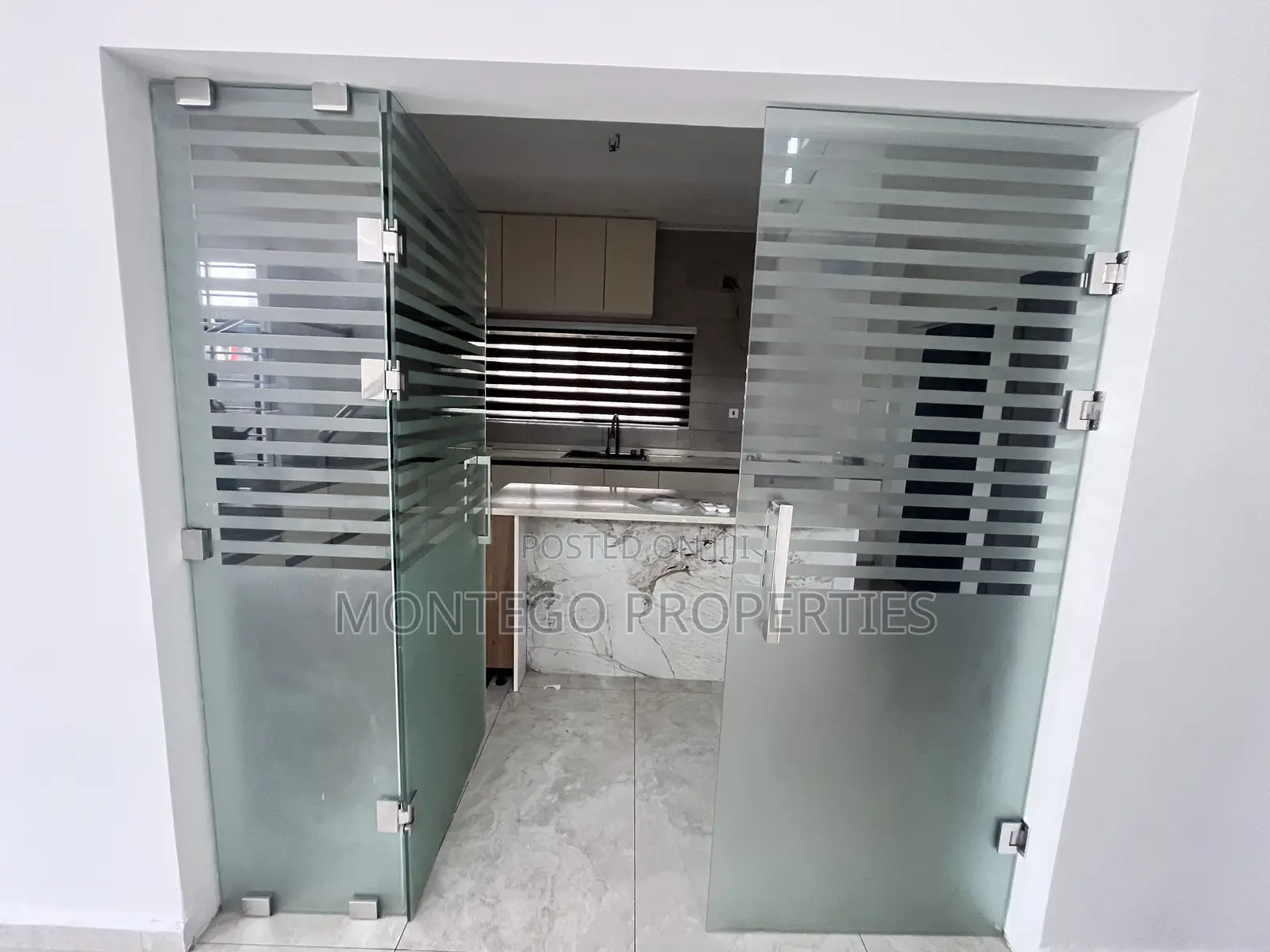 4bdrm House in East Legon, Adjiriganor for rent