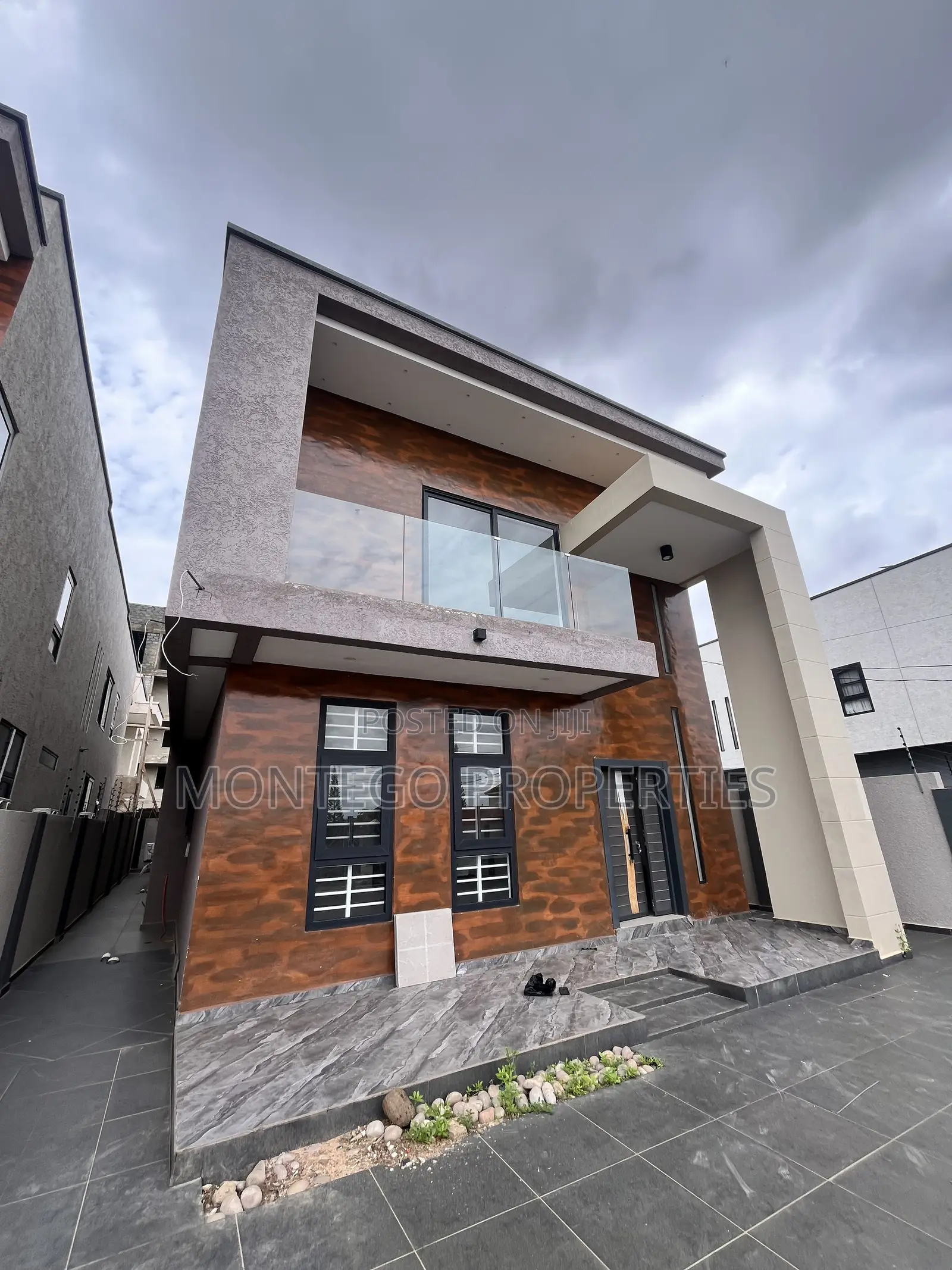 4bdrm House in East Legon, Adjiriganor for rent