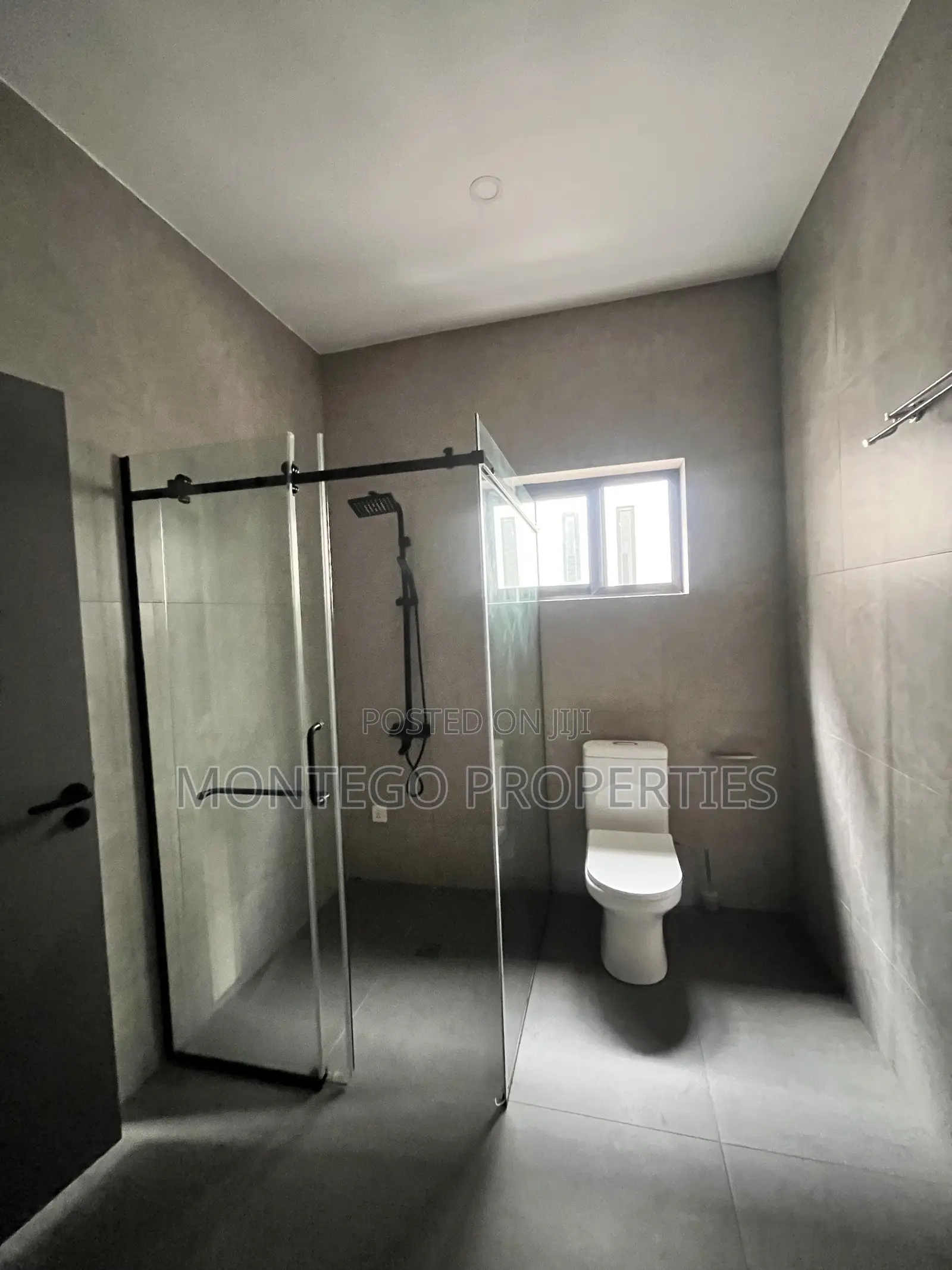 4bdrm House in East Legon, Adjiriganor for rent