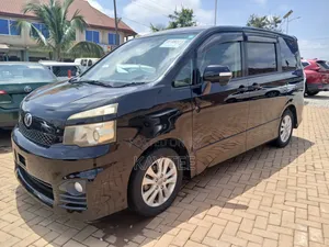 Toyota Voxy 2011 Black