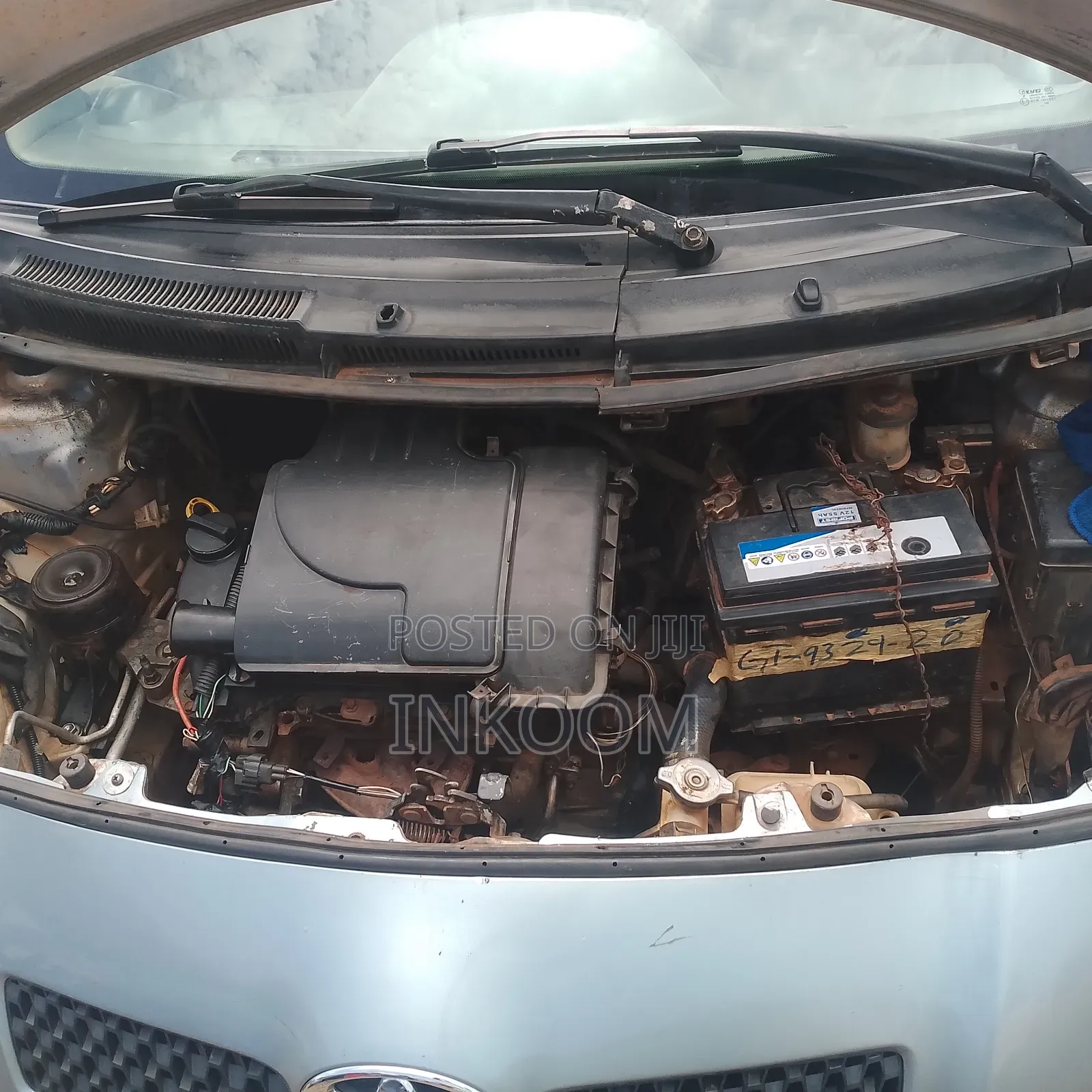 Toyota Vitz 1.0 FWD 3dr 2010 Gray