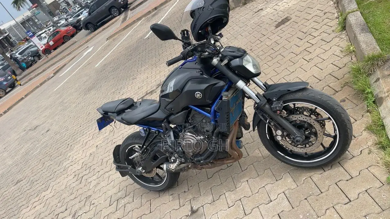 Yamaha Gear 2018 Black