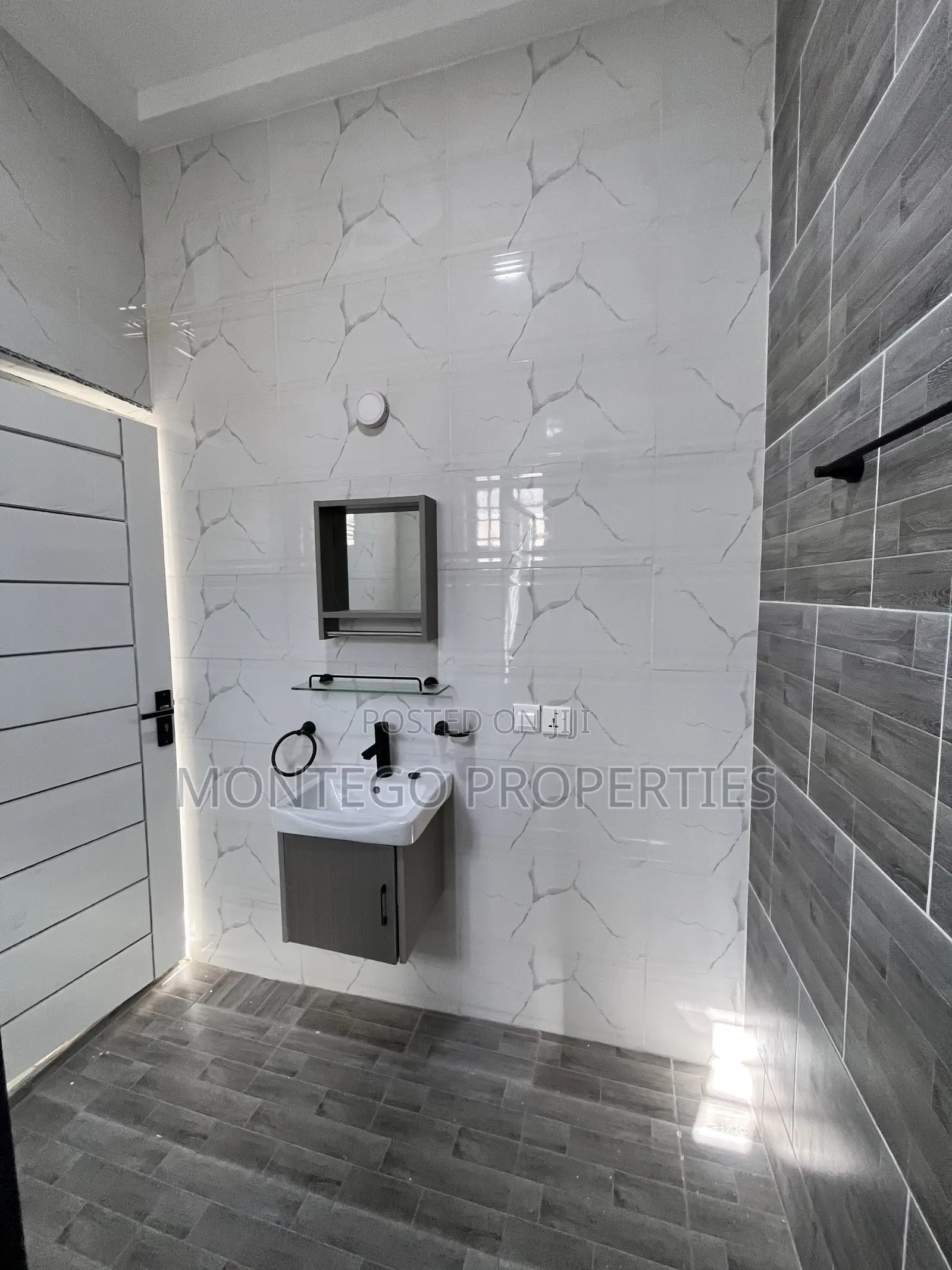 2bdrm Apartment in East Legon for rent