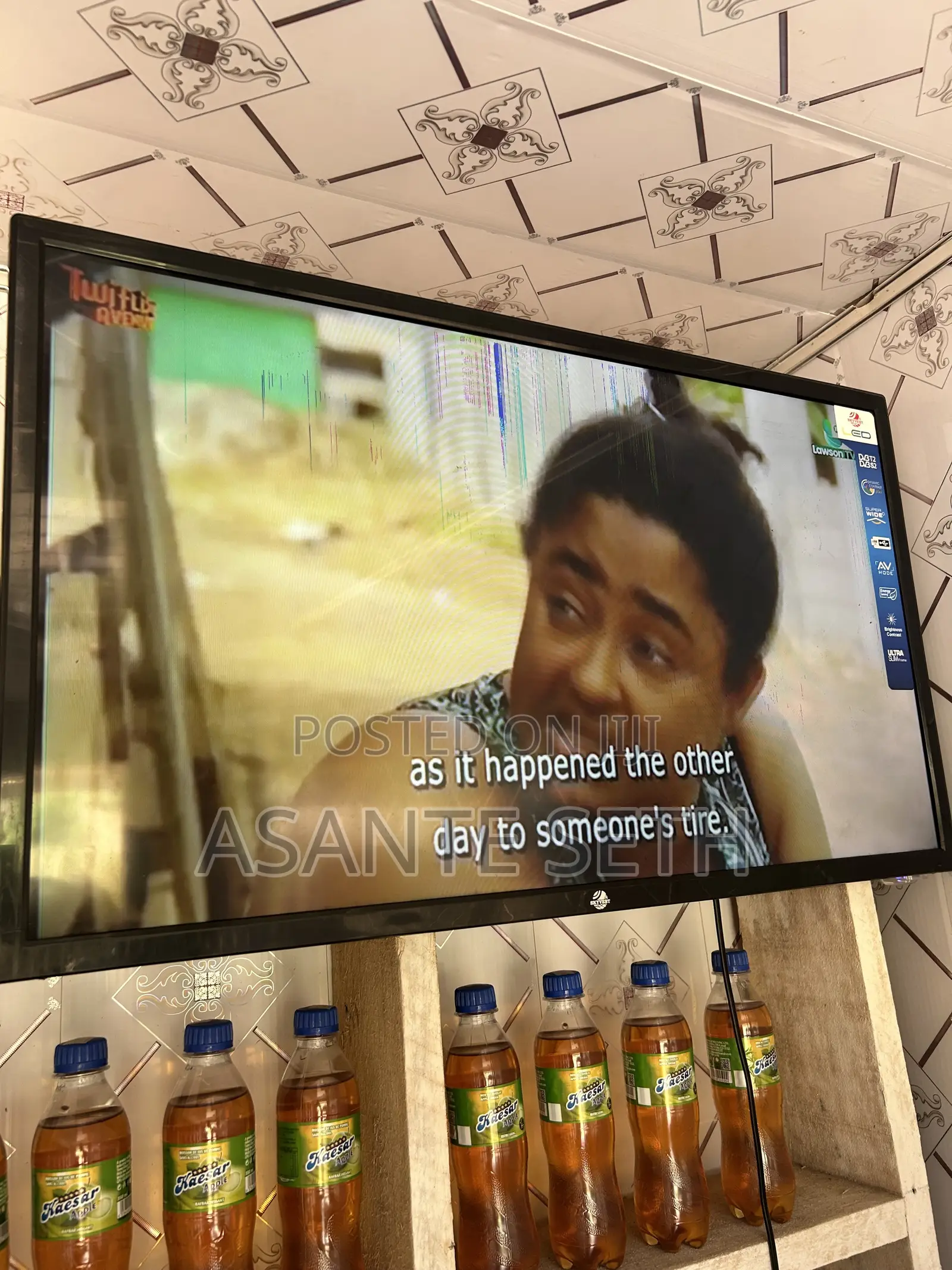 32inch Digital / Settlite Skyvest Tv With Faint Lines Factory Lines