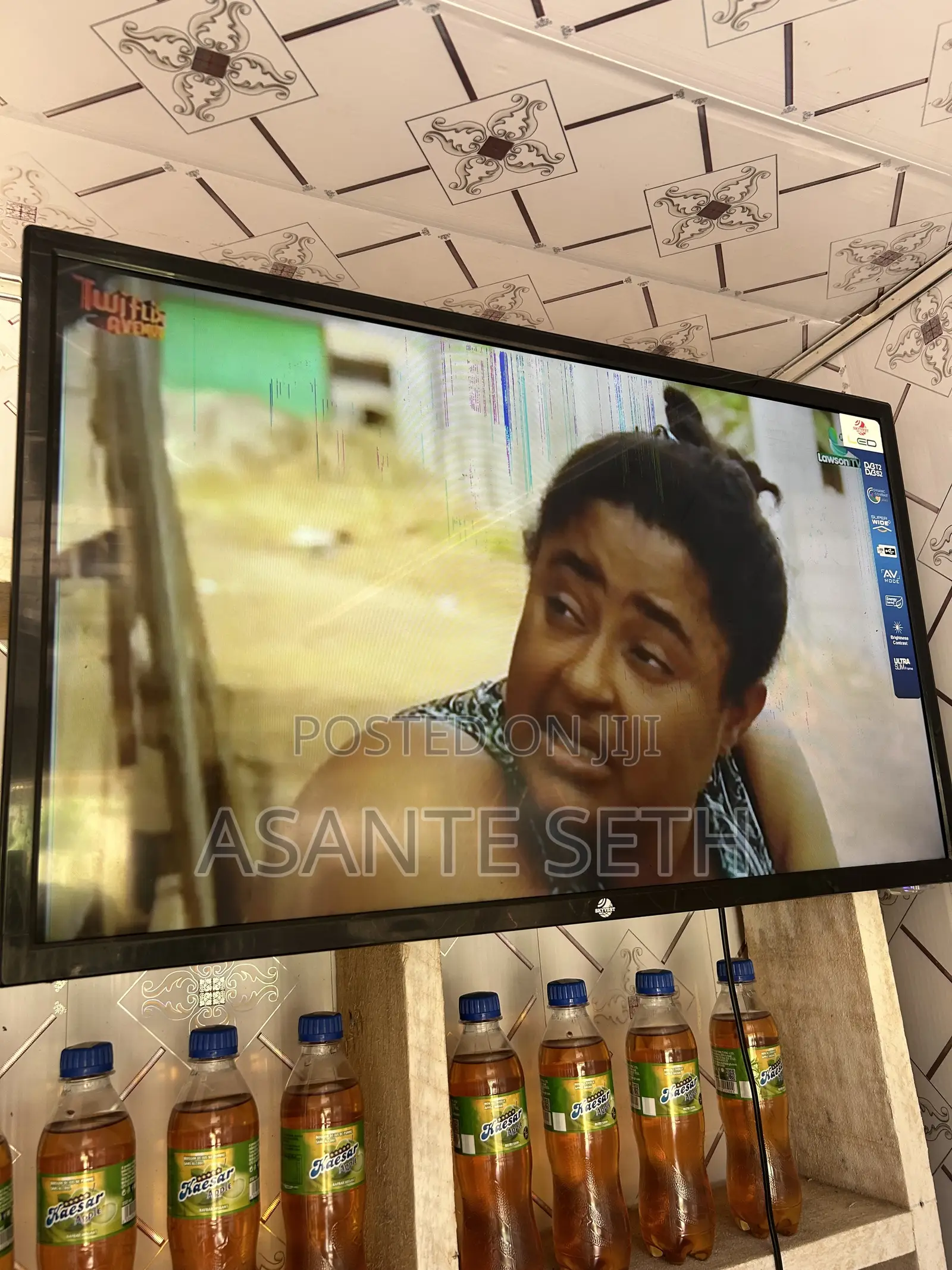 32inch Digital / Settlite Skyvest Tv With Faint Lines Factory Lines