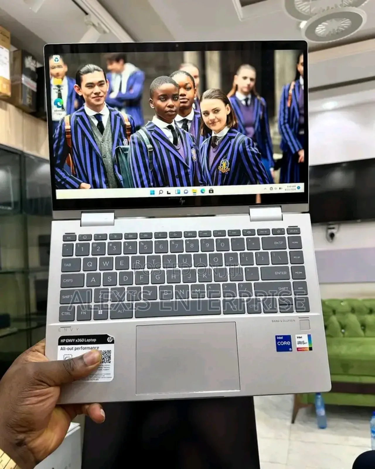 New Laptop HP 14z 8GB Intel Core i5 SSD 512GB