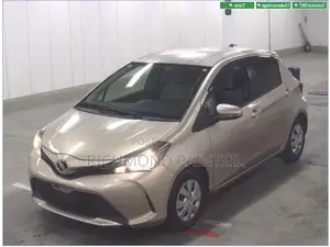 Toyota Vitz 1.3 FWD 5dr 2014 Gold