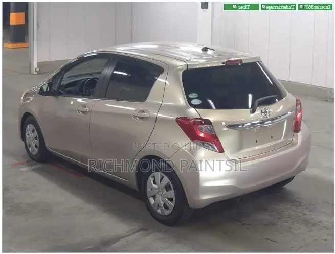 Toyota Vitz 1.3 FWD 5dr 2014 Gold