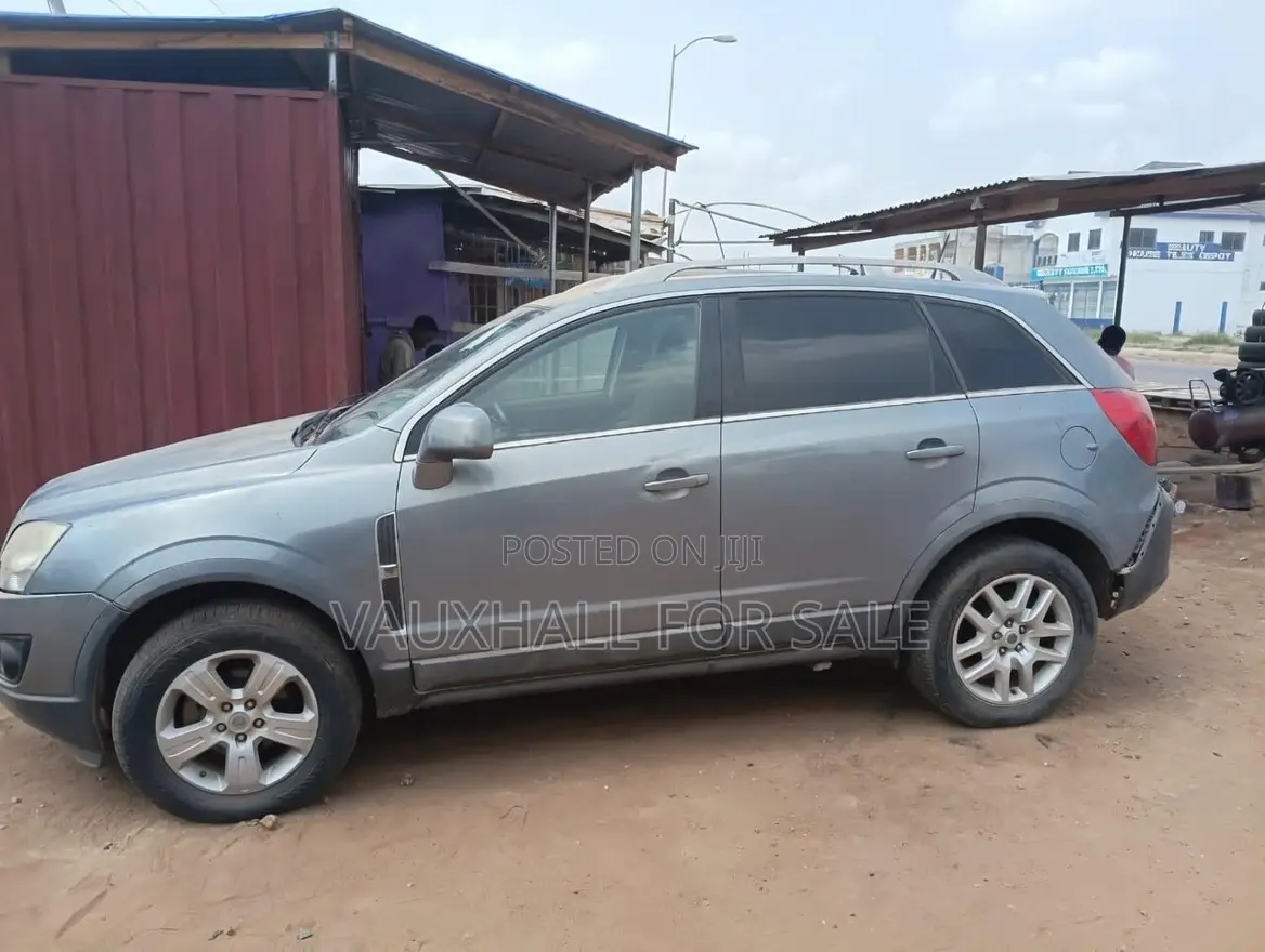 Opel Antara 2012 Silver