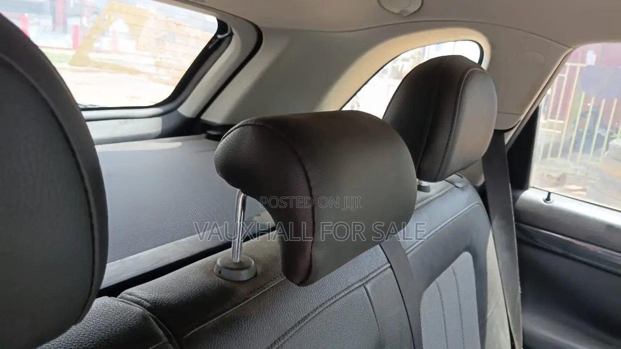 Opel Antara 2012 Silver