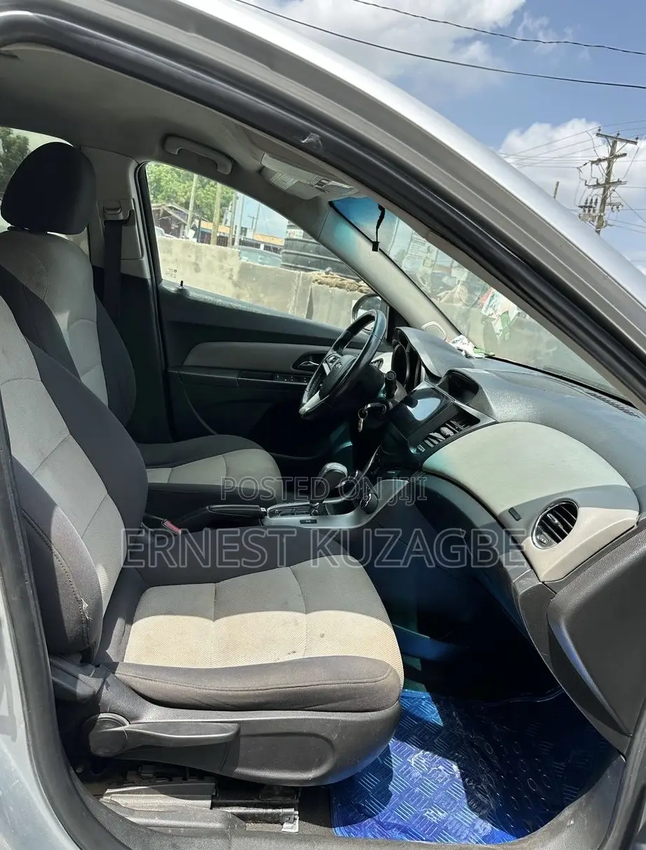 Chevrolet Cruze 2015 Silver