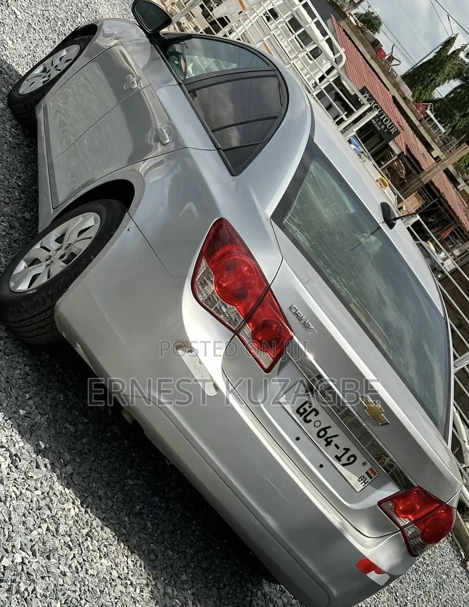 Chevrolet Cruze 2015 Silver
