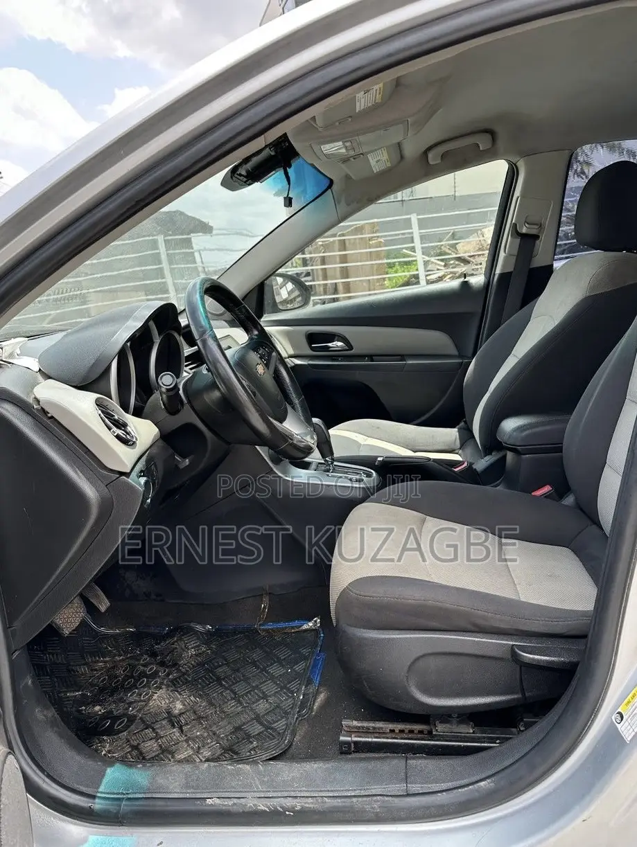 Chevrolet Cruze 2015 Silver