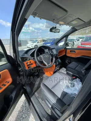 Toyota Voxy 2015 Black
