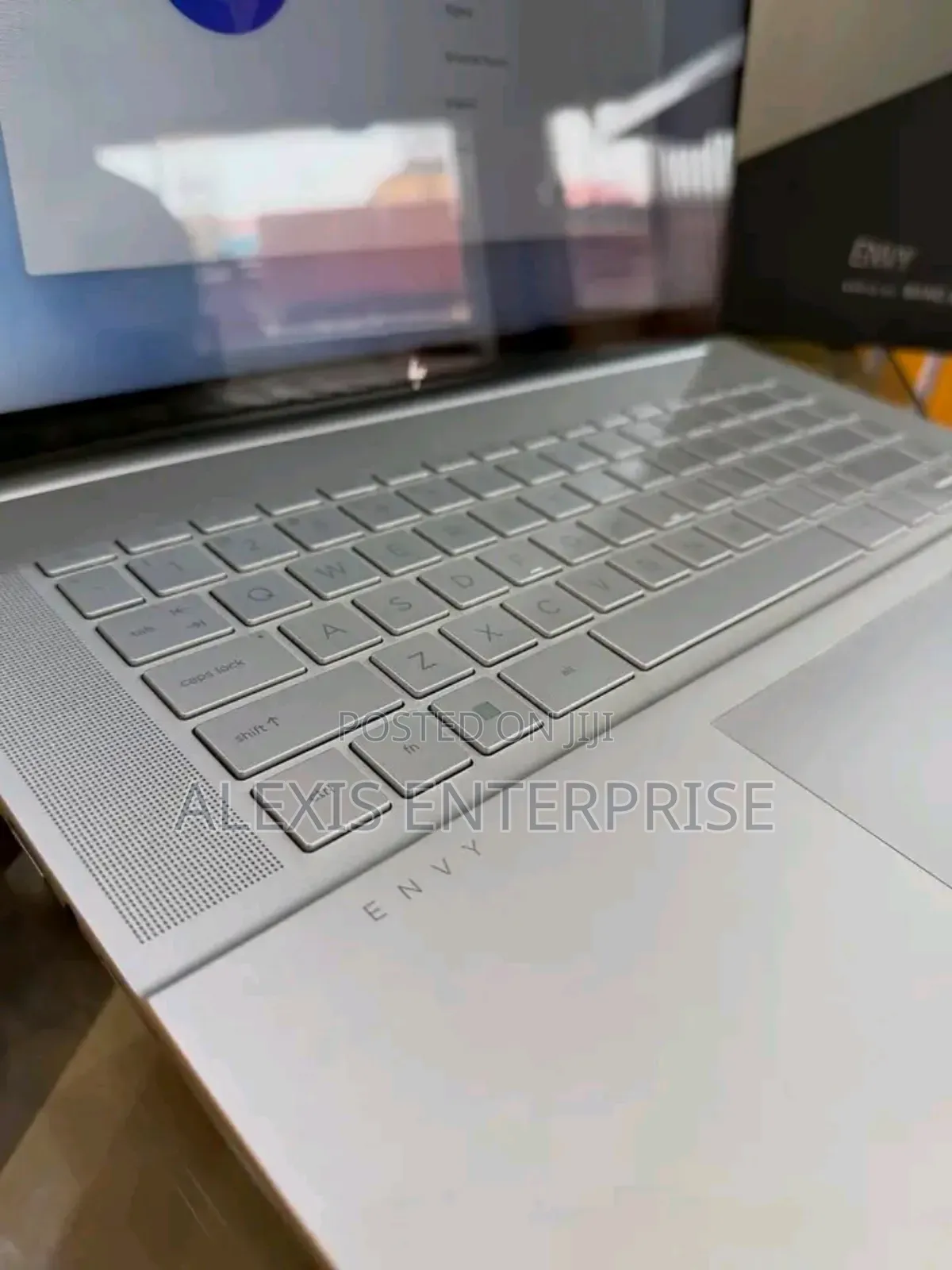 New Laptop HP Pavilion 15 32GB Intel Core i7 SSD 1T