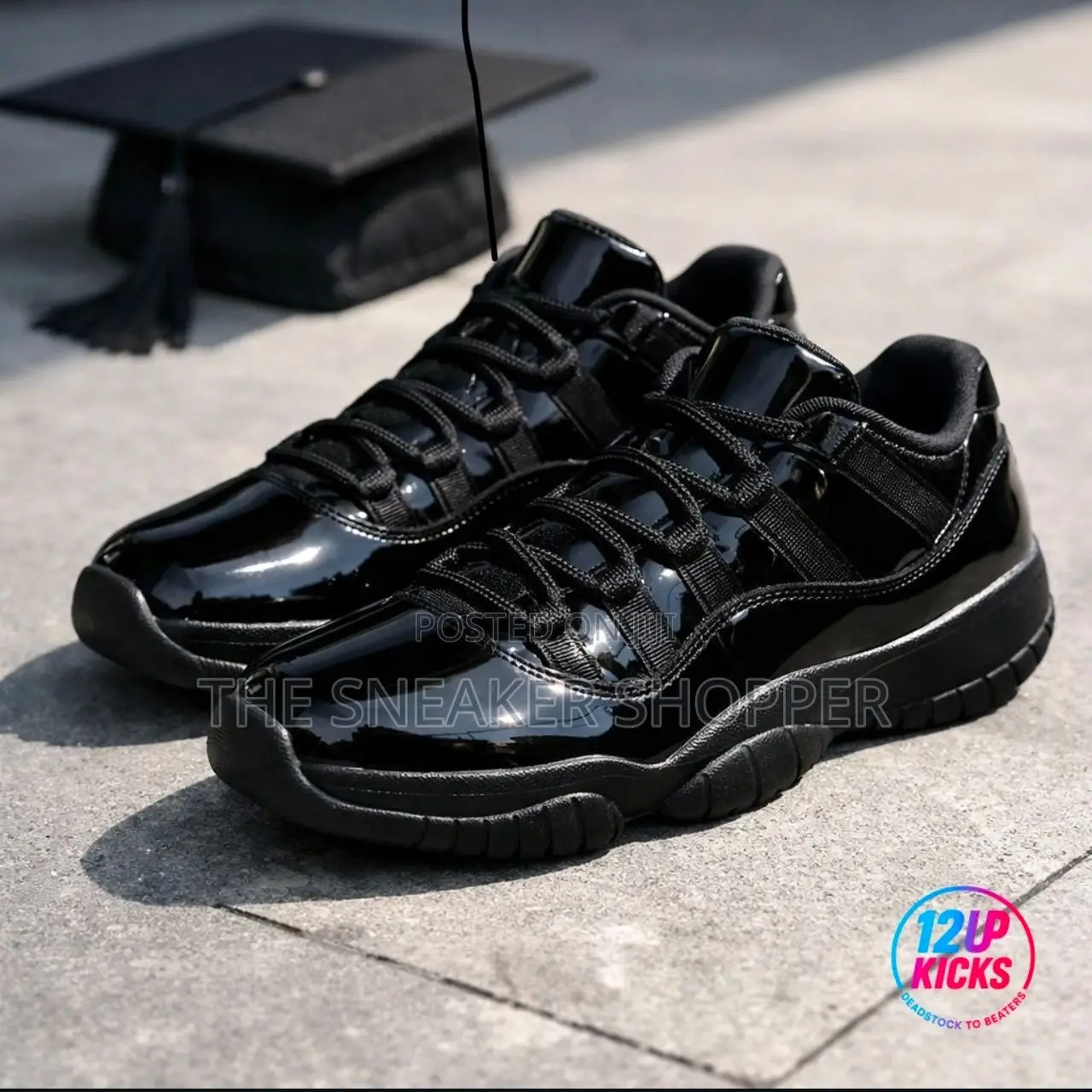 Jordan 11 Low Black Sneakers
