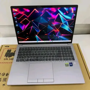 New Laptop HP ZBook Studio G8 32GB Intel Core i7 SSD 2T