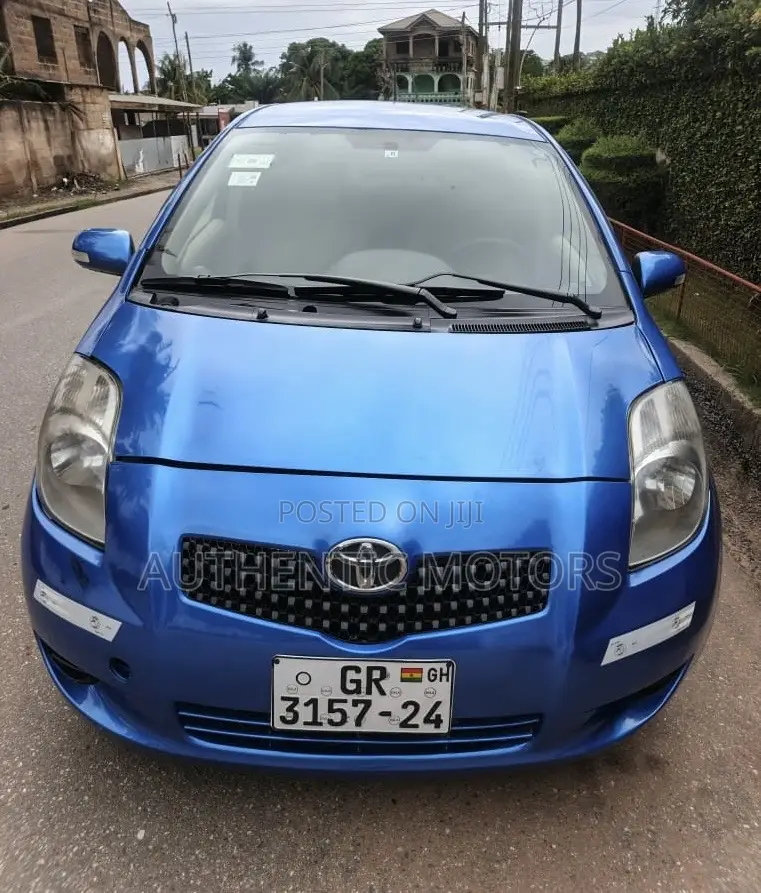 Toyota Vitz 2010 Blue