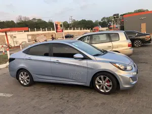 Hyundai Accent 2013