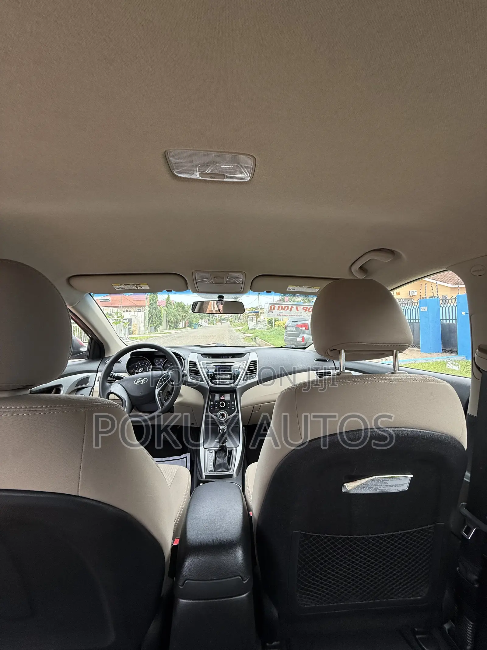Hyundai Elantra SE Sedan FWD (1.8L 4cyl 6A) 2016 Red