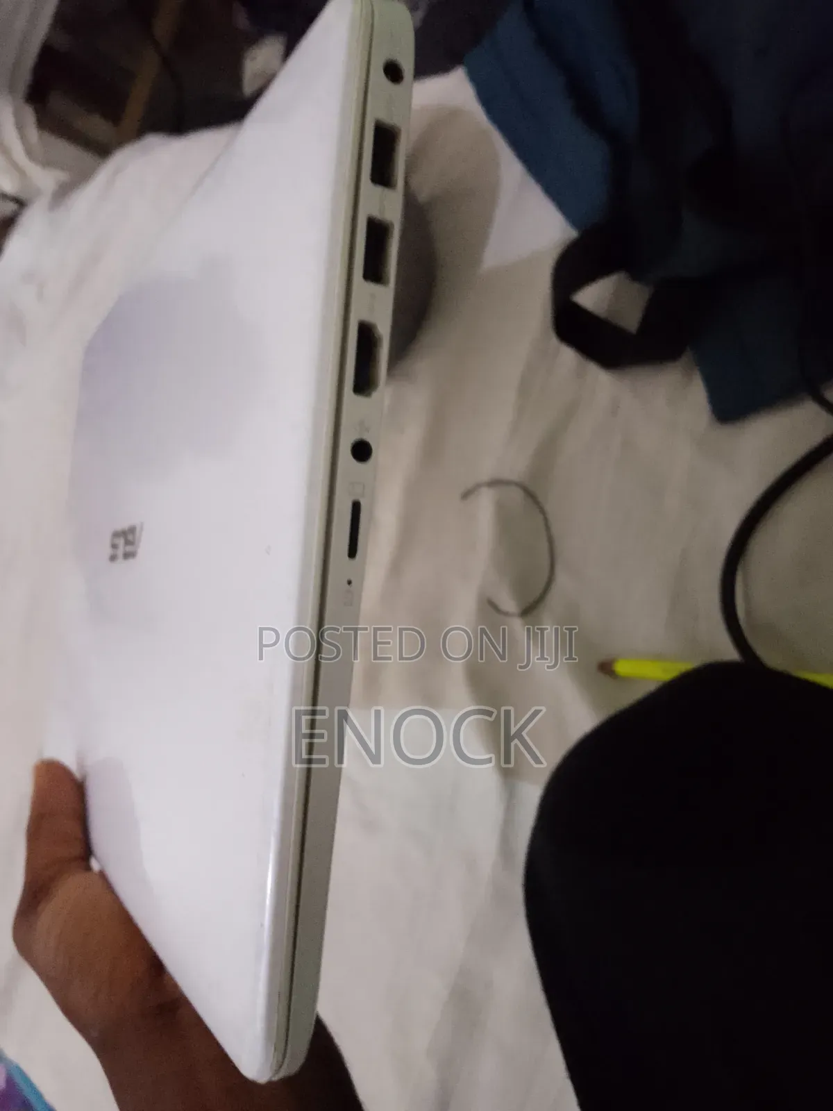 Laptop Asus ASUSPRO B9440UA 4GB Intel Core i5 SSD 60GB