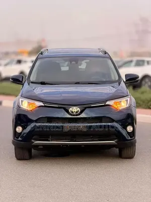 Toyota RAV4 XLE 4dr SUV AWD (2.5L 4cyl 6A) 2018 Green