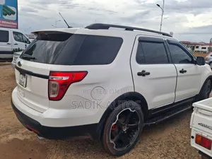 Ford Explorer Limited 4dr FWD (2.0L 4cyl 6A) 2013 White