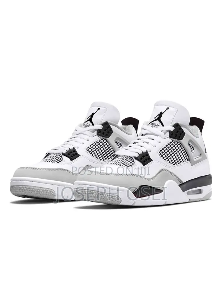 Jordan 4 Retro