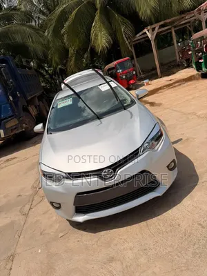Toyota Corolla 2016 Silver