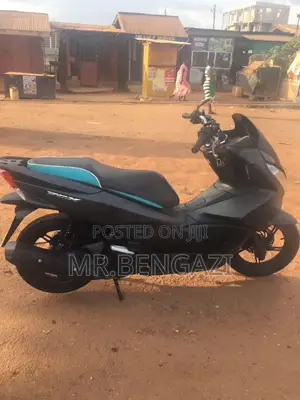 Honda XL 125 2025 Black