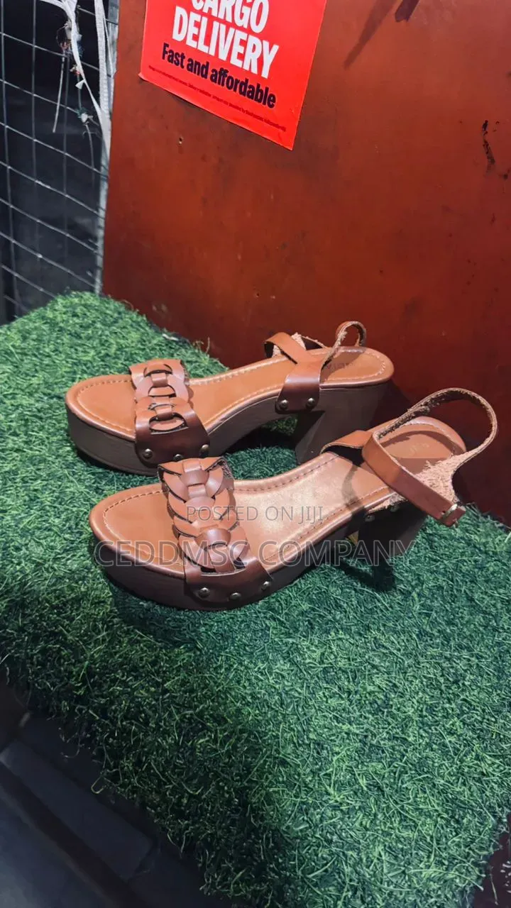 Quality Strong Healed Sandals