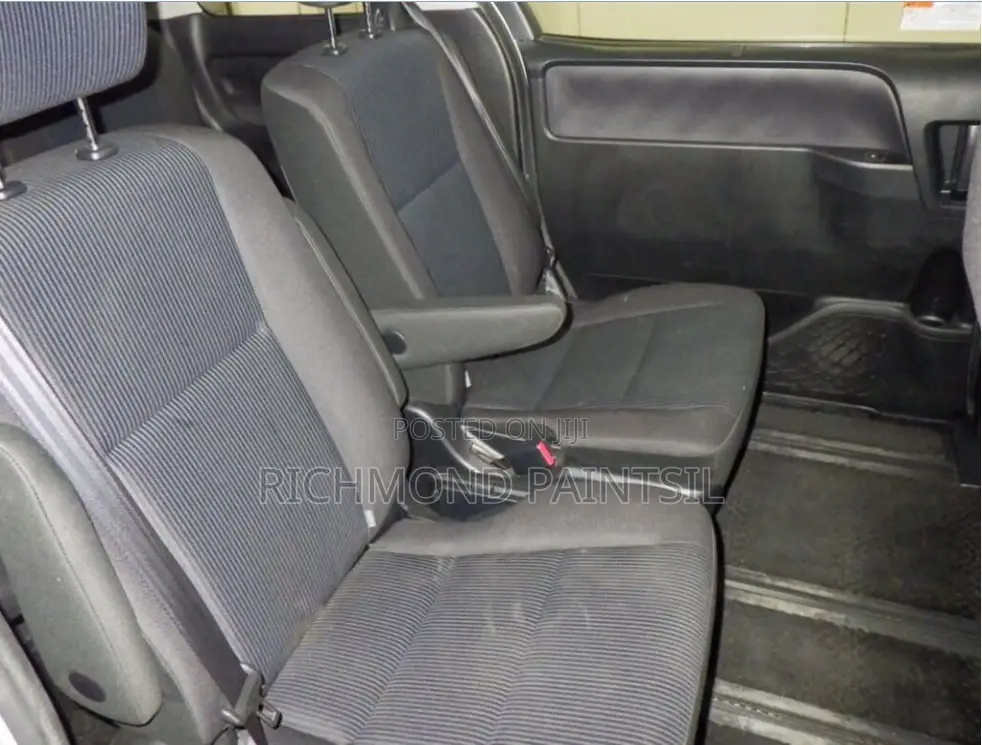 Toyota Voxy 2016 White