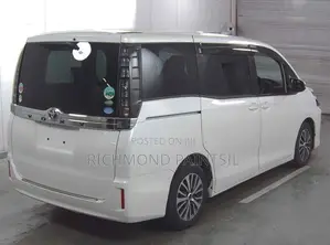 Toyota Voxy 2016 White
